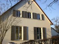 Lamellen-Klappläden in Staubgrau
